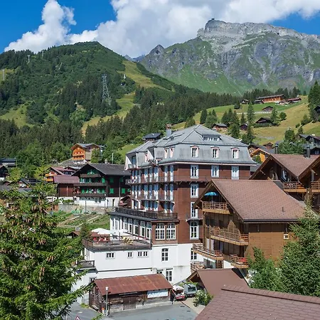 Han/Misafirhane Regina Mürren